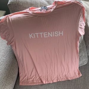 Kittenish Pink Graphic Tee Size Medium Used